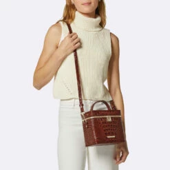 Chantal Red Flare Melbourne -BRAHMIN Sales U79 1760 00888 10